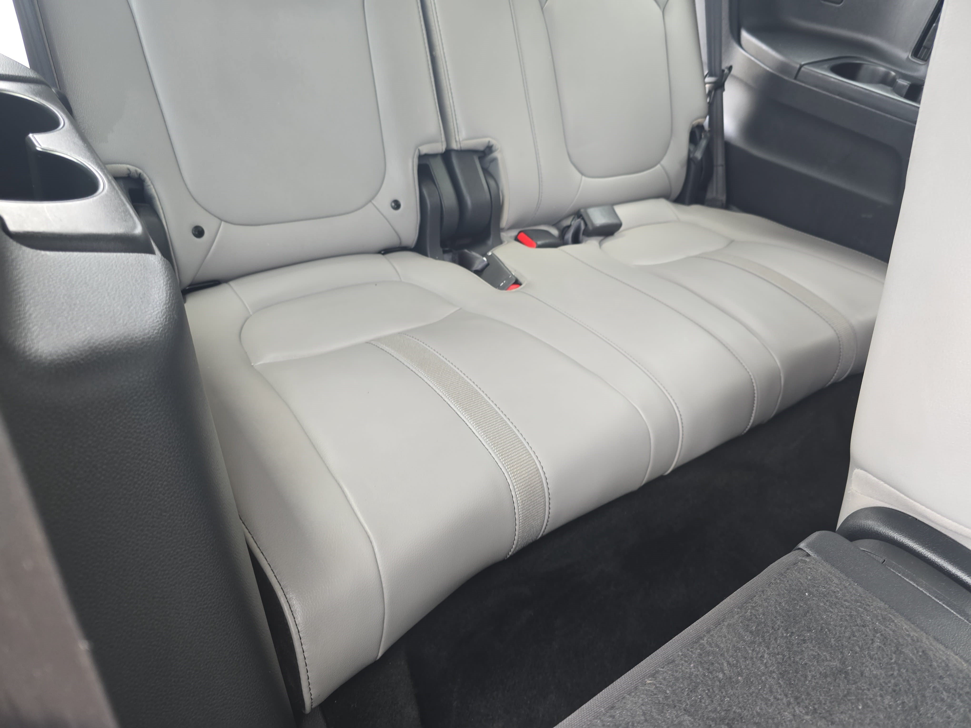 Used 2024 Honda Pilot Touring image 12