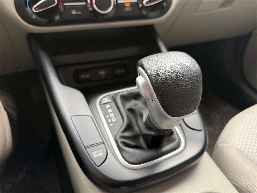 Certified 2023 Kia Soul LX w/ Option Group 015 image 21