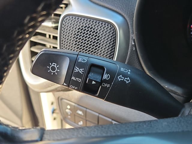 Used 2020 Kia Soul GT-Line w/ GT 2.0L Power Sunroof Package image 23