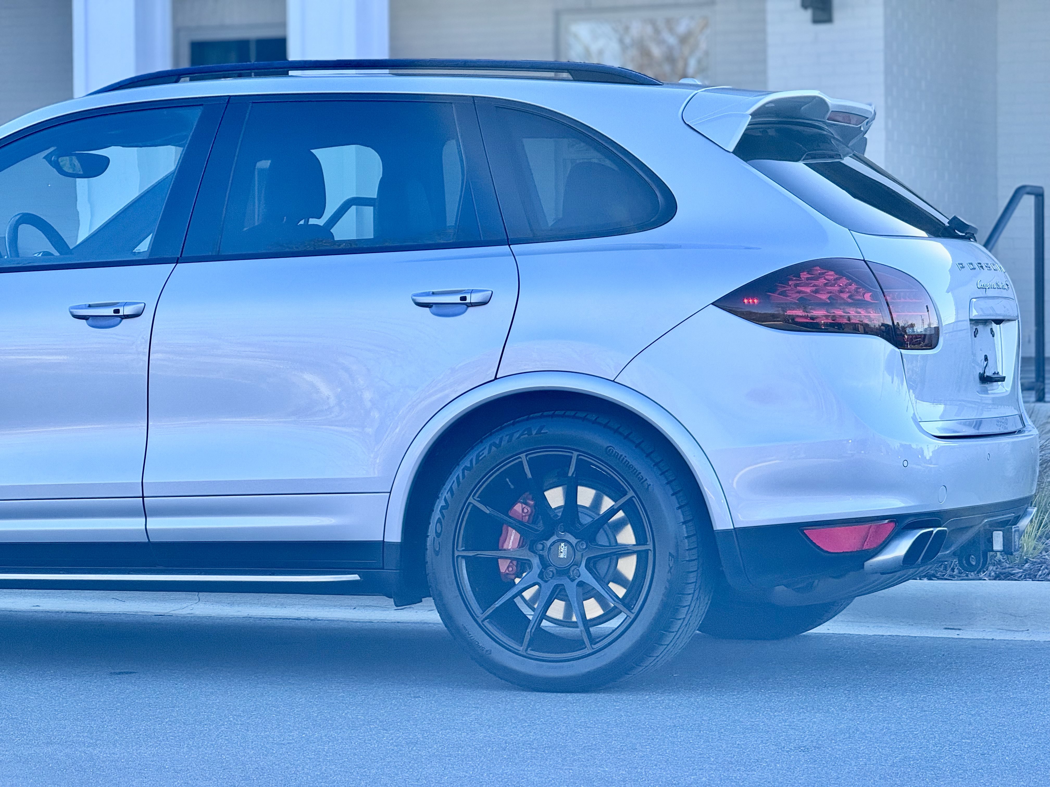 Used 2014 Porsche Cayenne Turbo S AWD/4WD image 43