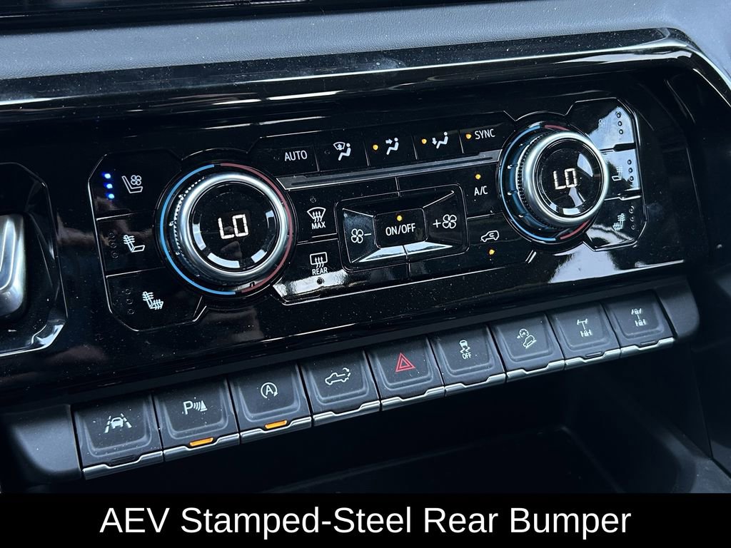 Used 2025 GMC Sierra 1500 AT4X w/ AT4X AEV Edition image 25