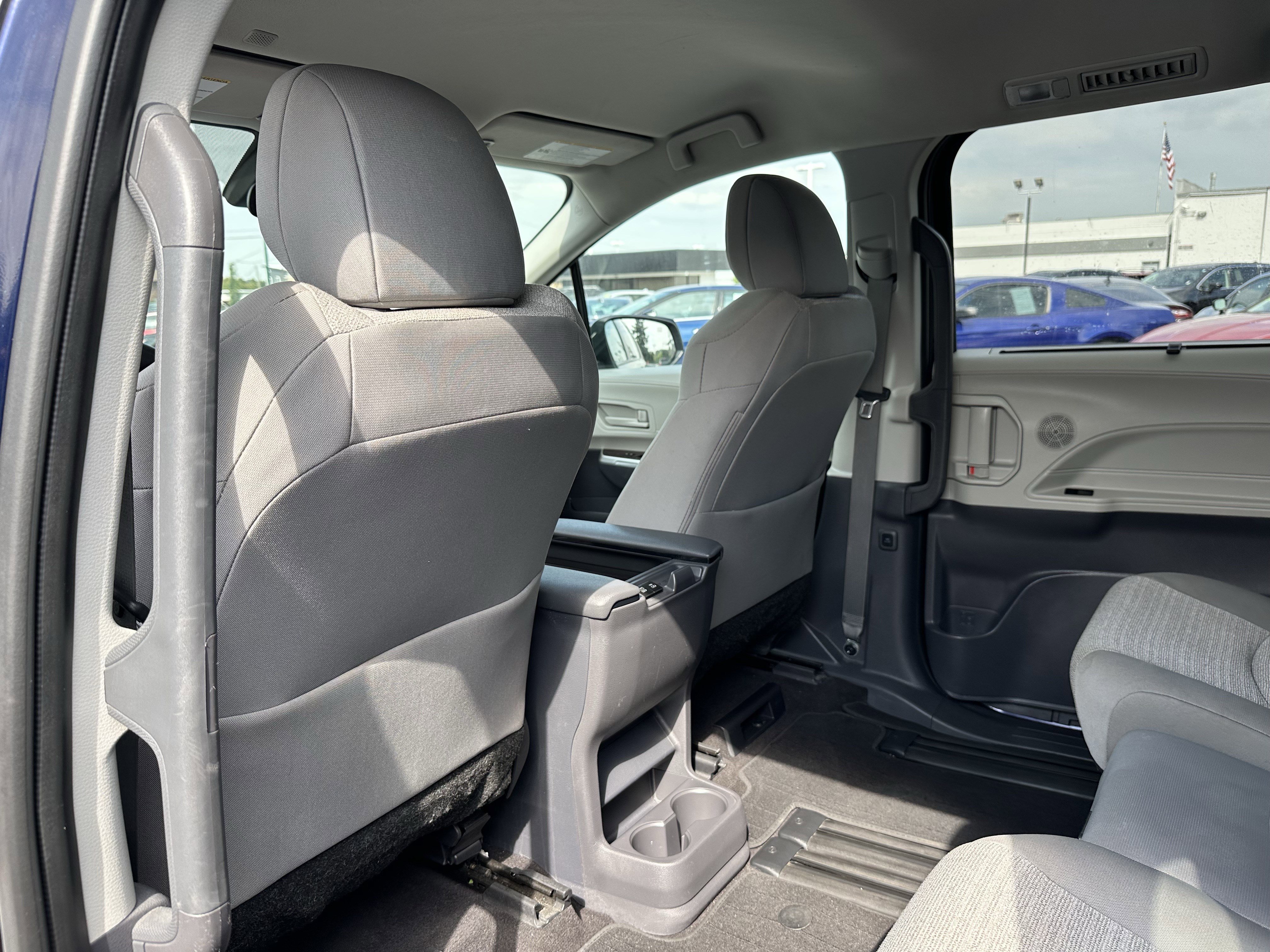 Used 2023 Toyota Sienna LE image 20