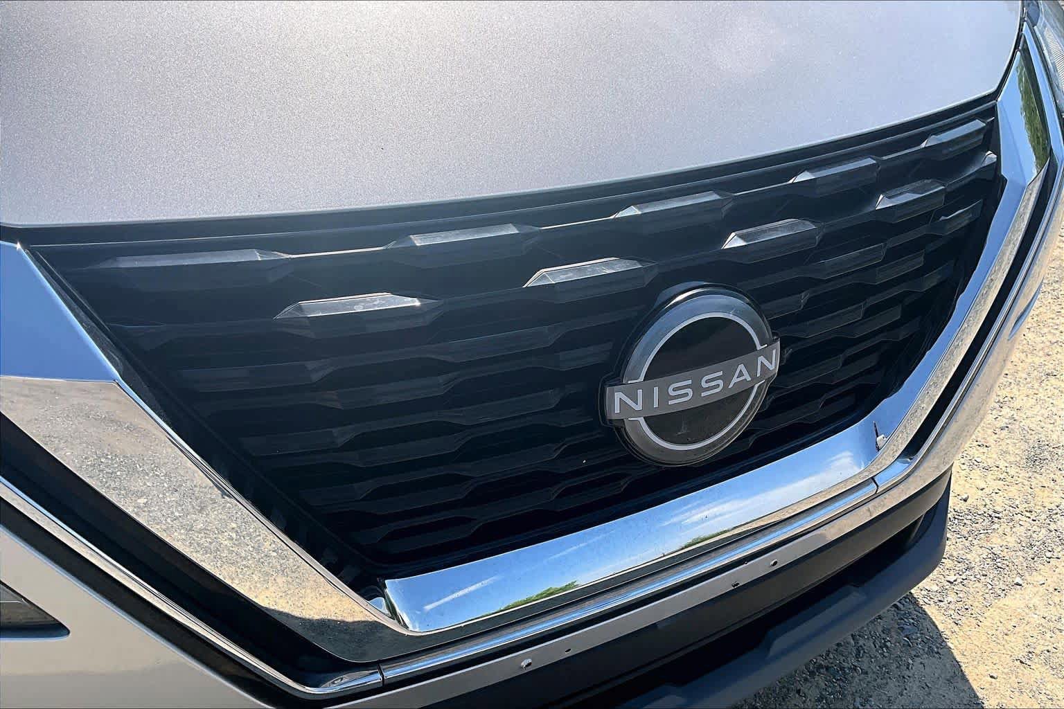 Used 2022 Nissan Rogue SV FWD image 30
