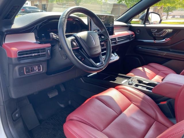 Used 2023 Lincoln Corsair Reserve w/ Equipment Group 202A image 19