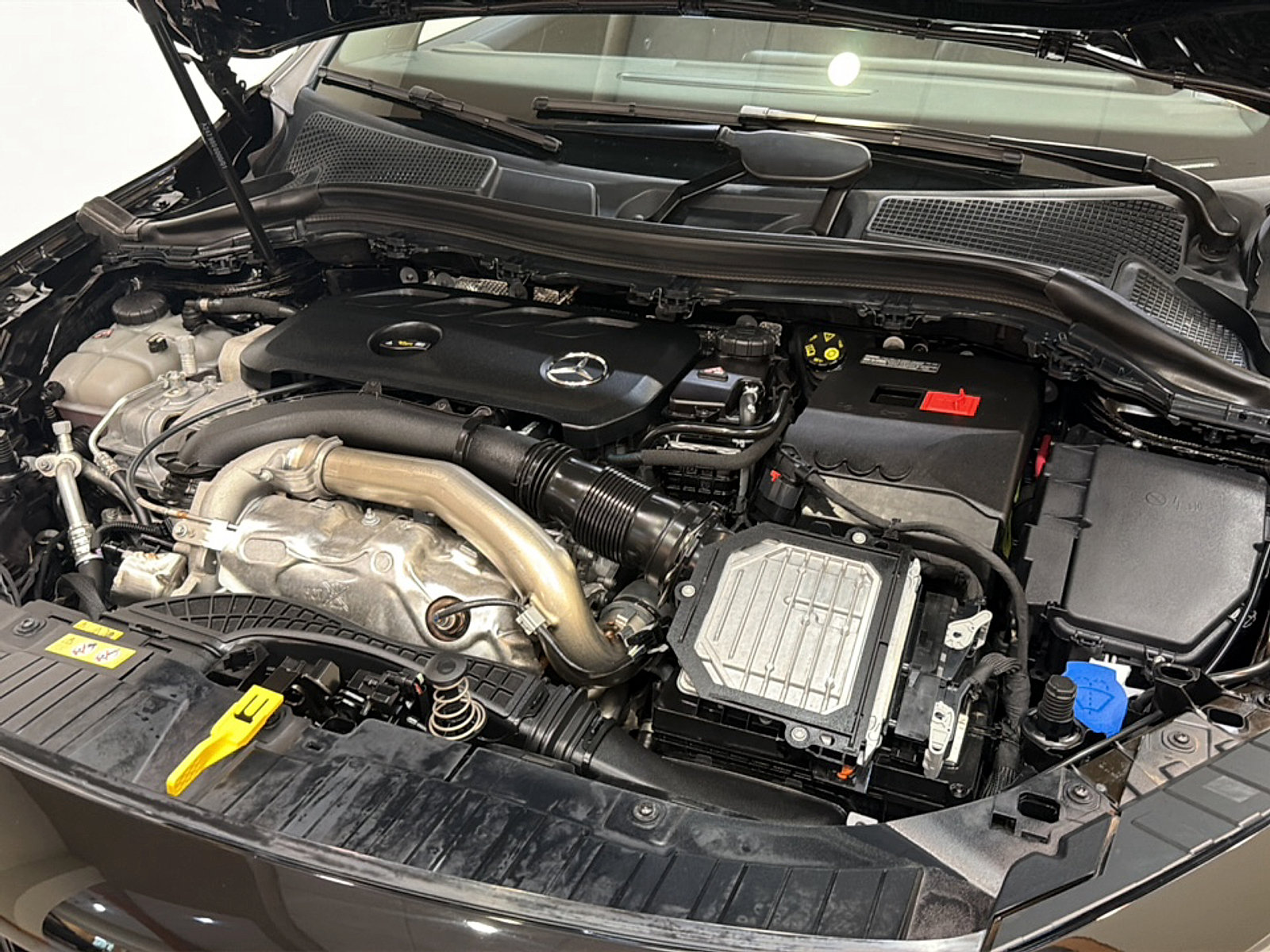 Certified 2025 Mercedes-Benz GLA 250 image 29