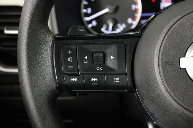 Certified 2023 Nissan Rogue SV image 26