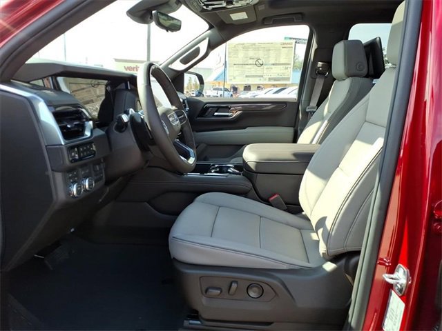 New 2026 GMC Yukon XL Elevation w/ Elevation Premium Package image 12