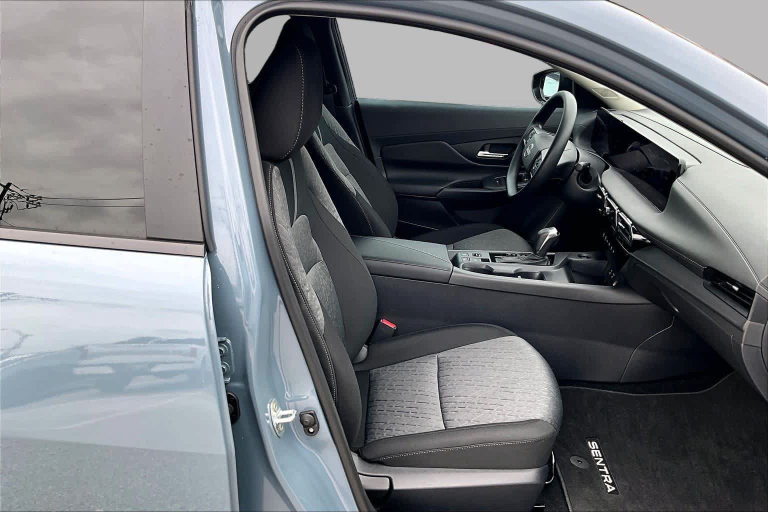 Used 2026 Nissan Sentra SV w/ Floor Mat Package FWD image 9