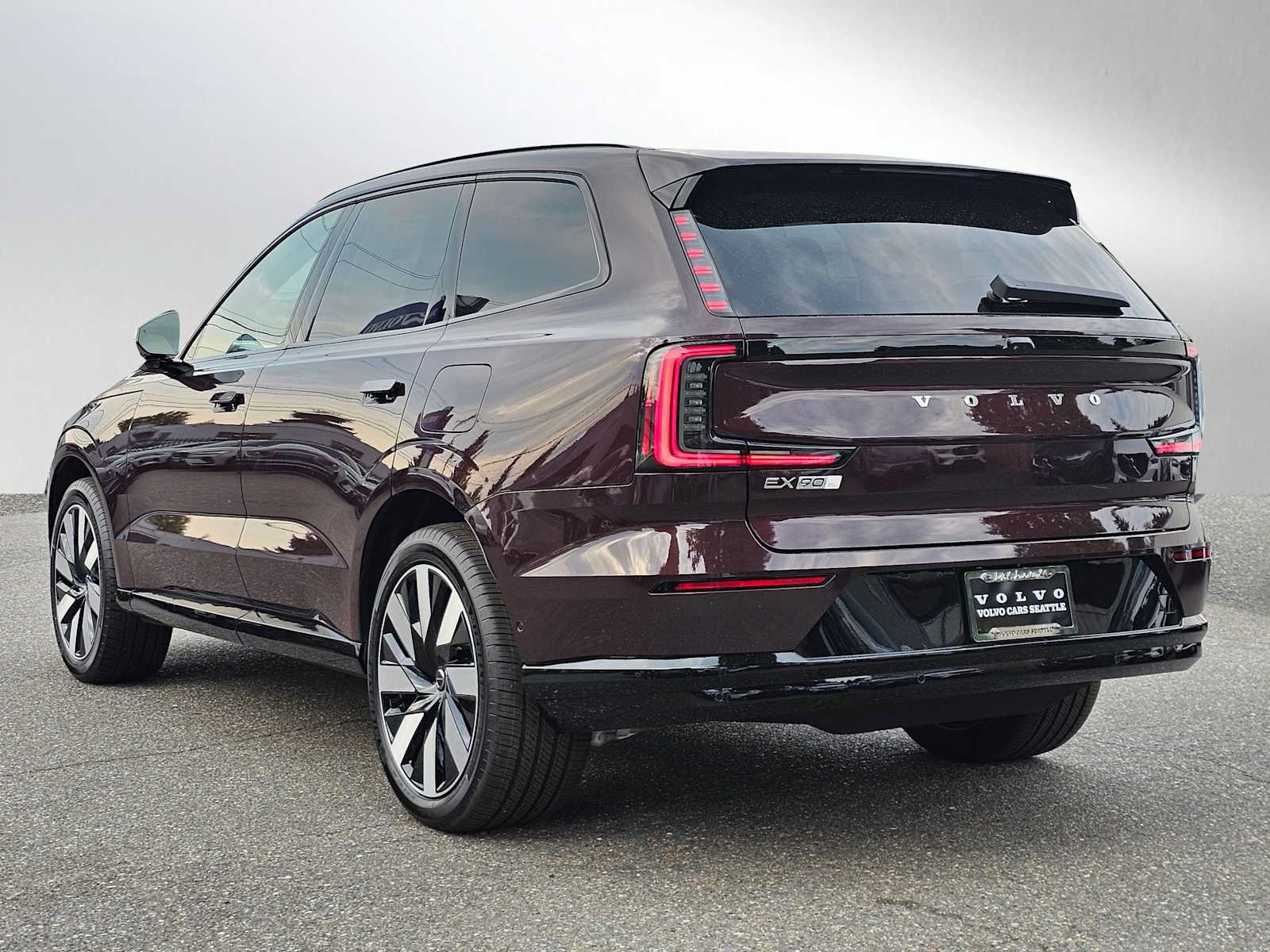 New 2025 Volvo EX90 Ultra w/ Protection Package Premier AWD/4WD image 5