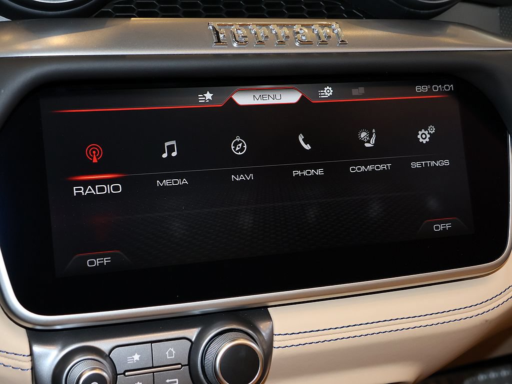 Certified 2020 Ferrari Portofino RWD image 73