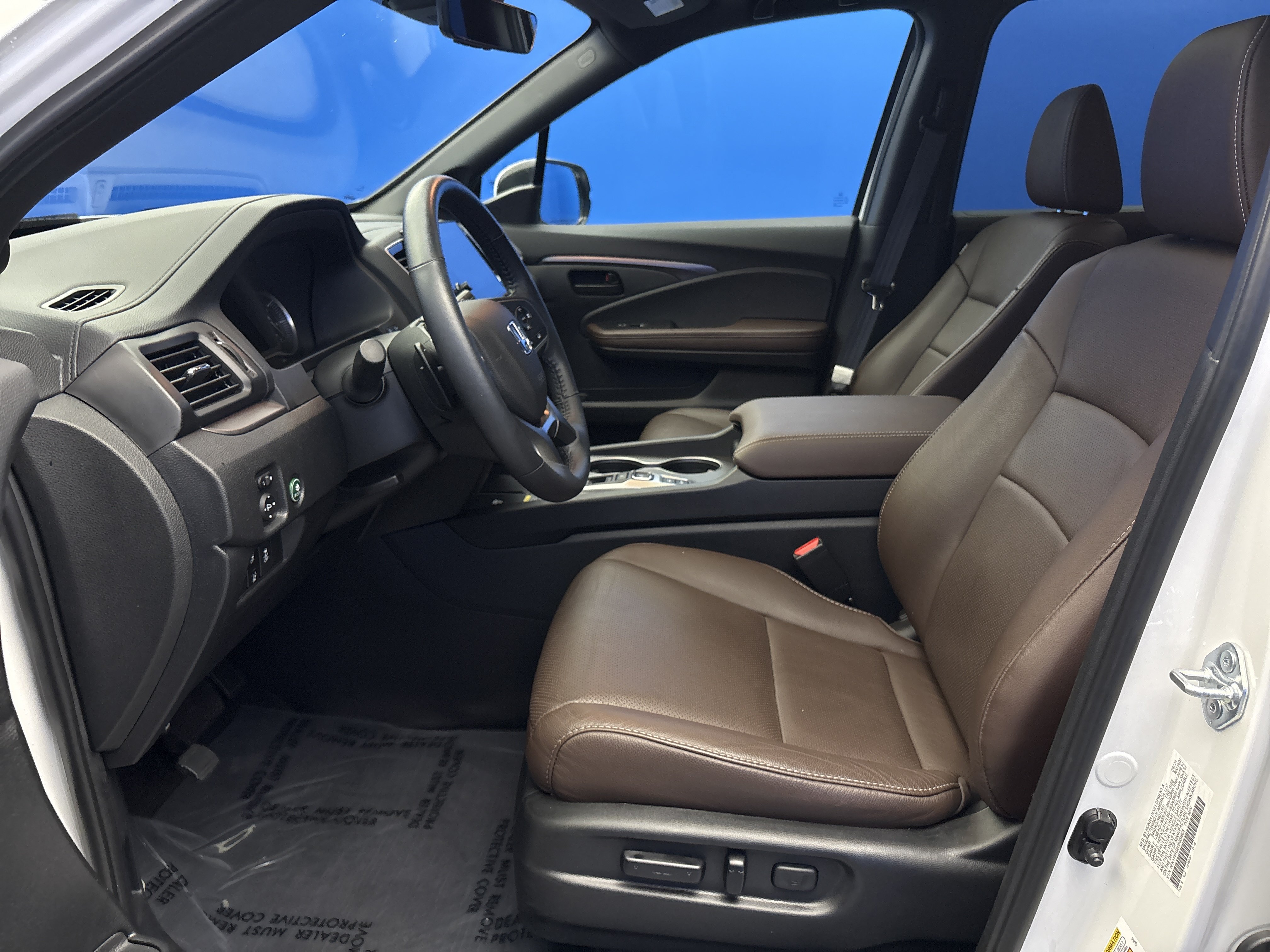 Used 2025 Honda Passport EX-L image 13
