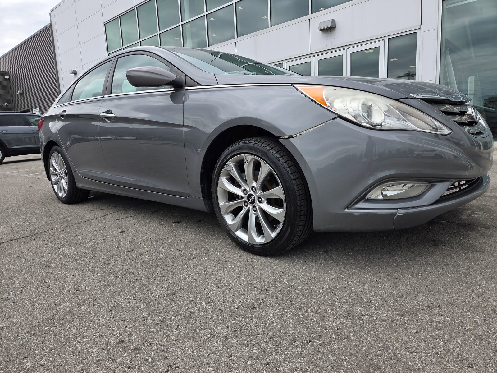 Used 2013 Hyundai Sonata SE FWD image 4