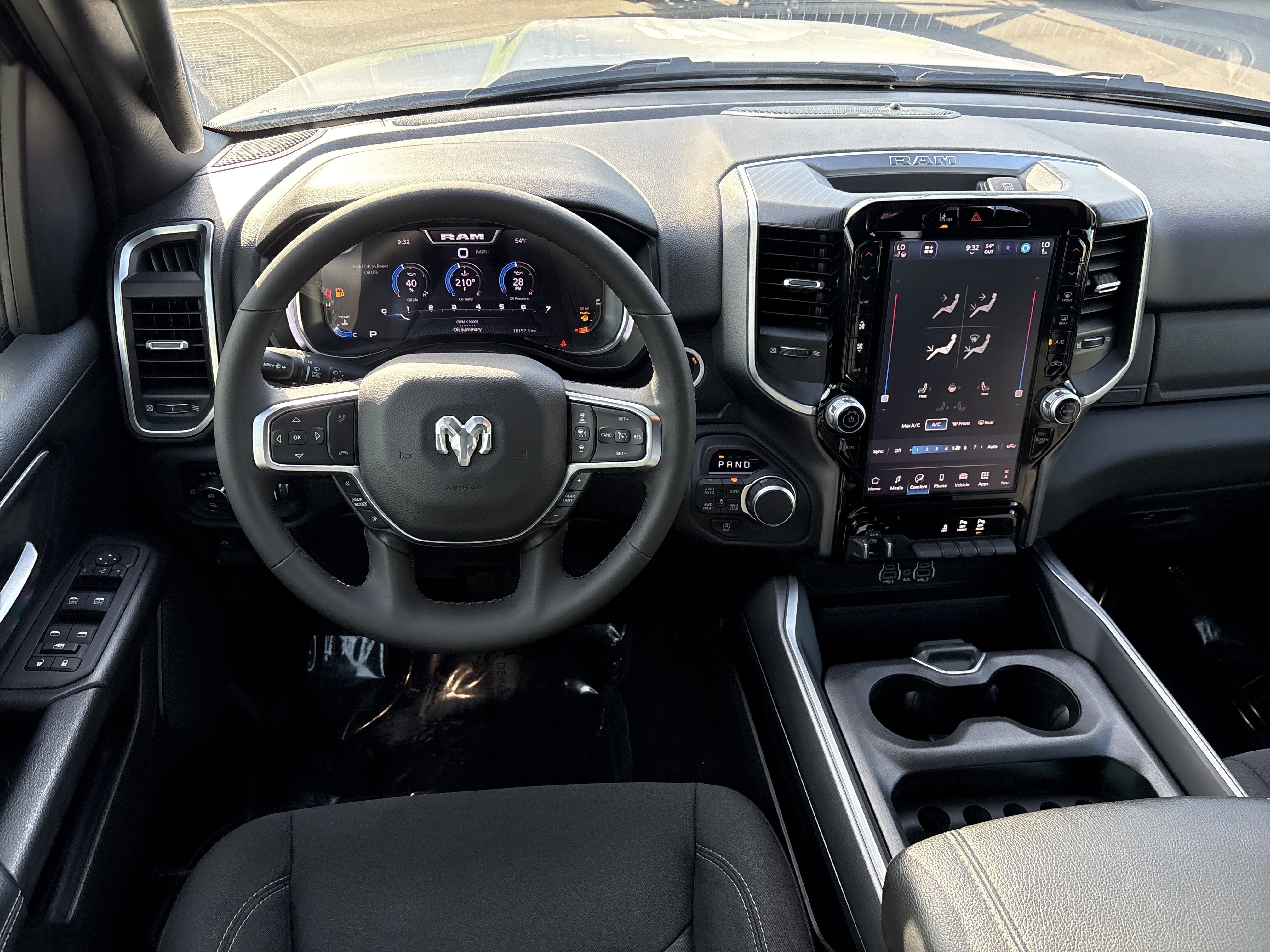 Certified 2025 RAM 1500 Big Horn AWD/4WD image 17