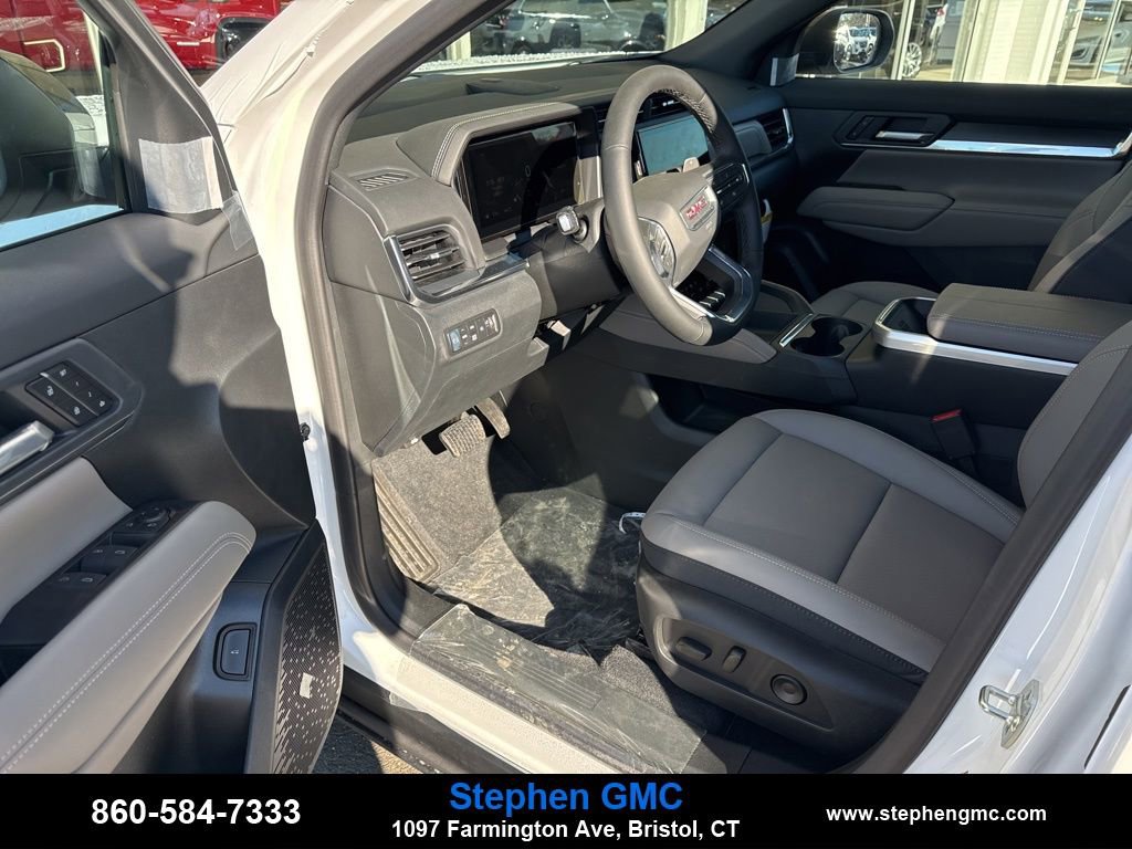 New 2026 GMC Terrain Elevation w/ Elevation Premium Package AWD/4WD image 13