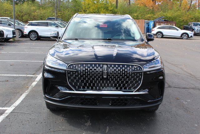 New 2026 Lincoln Aviator AWD image 8