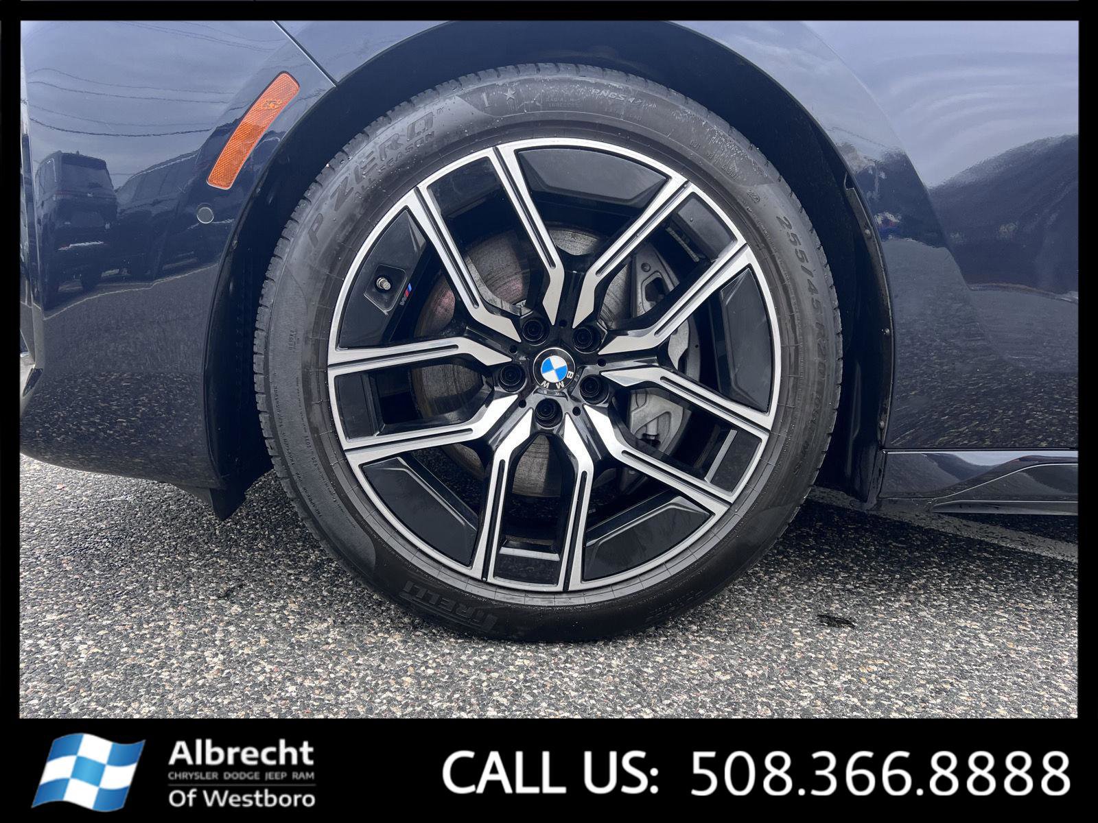 Used 2024 BMW 740i xDrive image 34