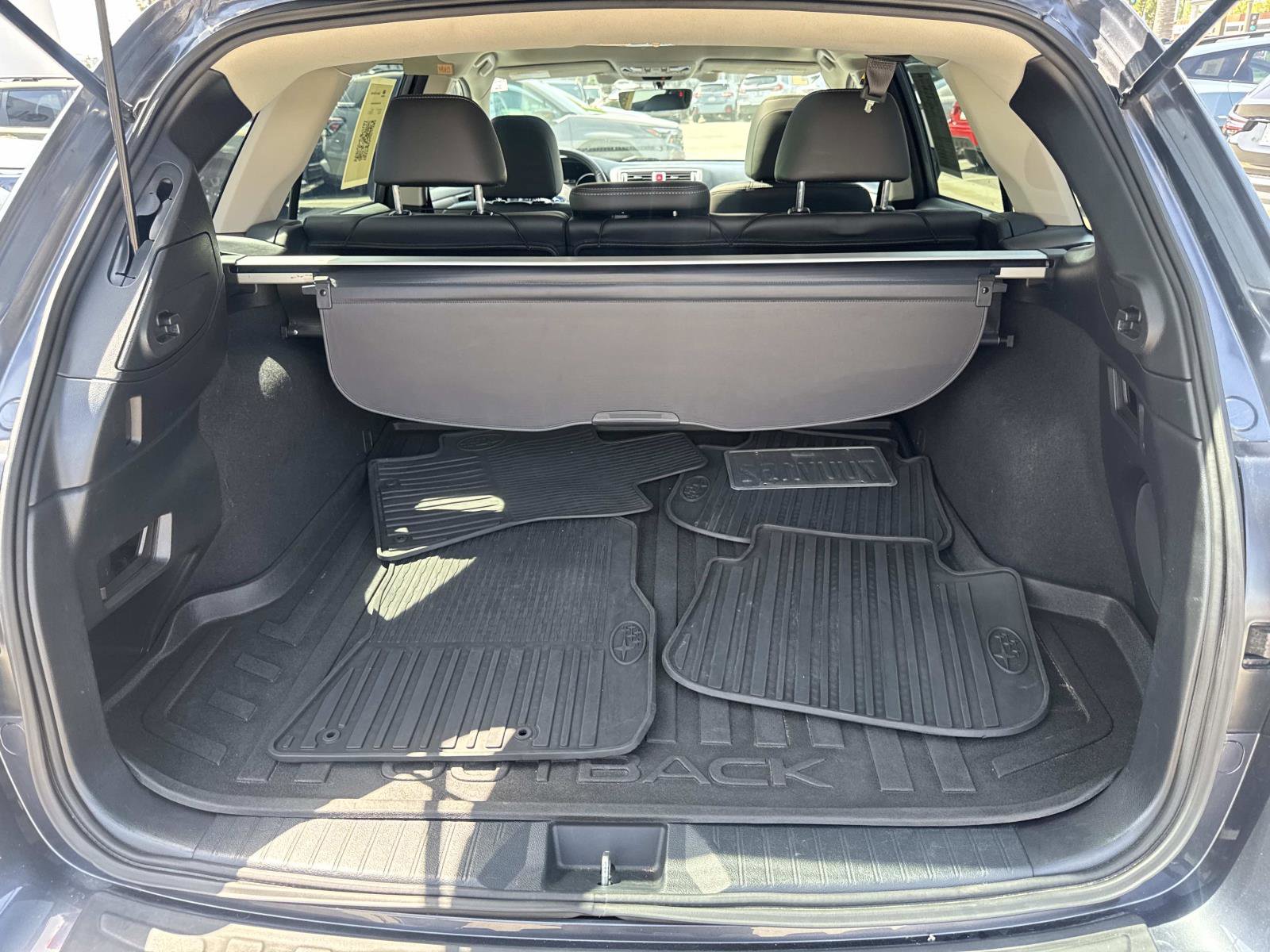 Used 2017 Subaru Outback 2.5i Limited AWD/4WD image 7