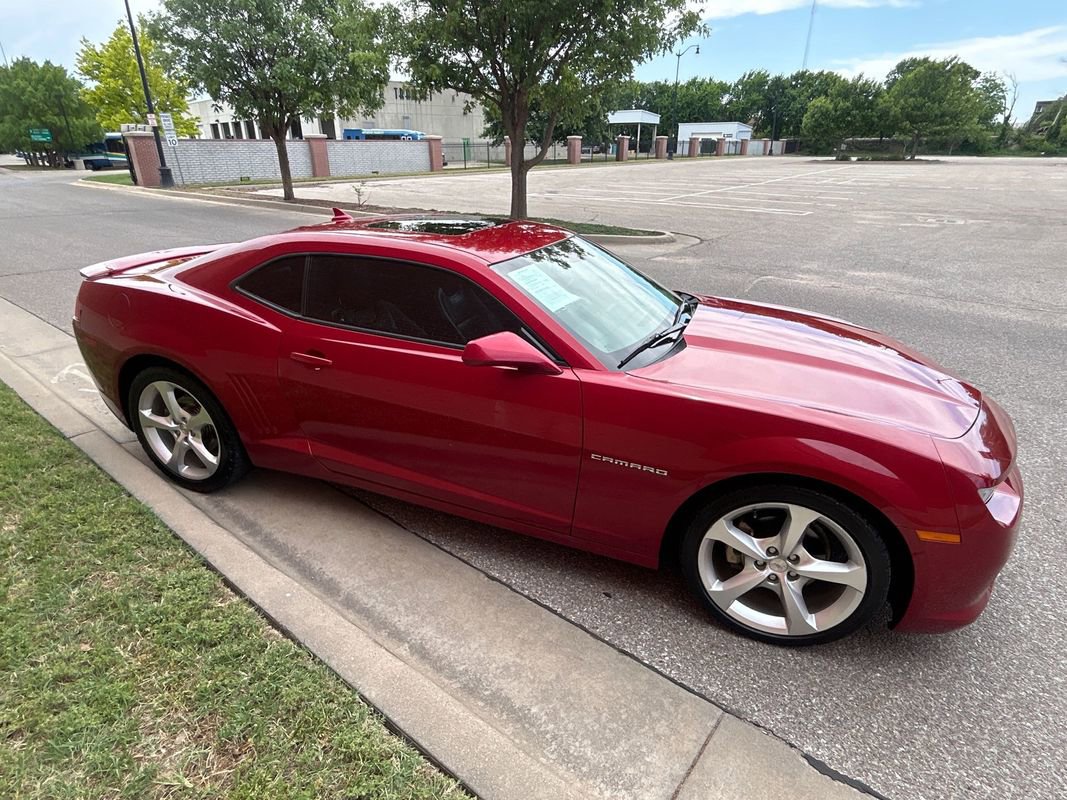 Used 2015 Chevrolet Camaro LT w/ RS Package RWD image 4