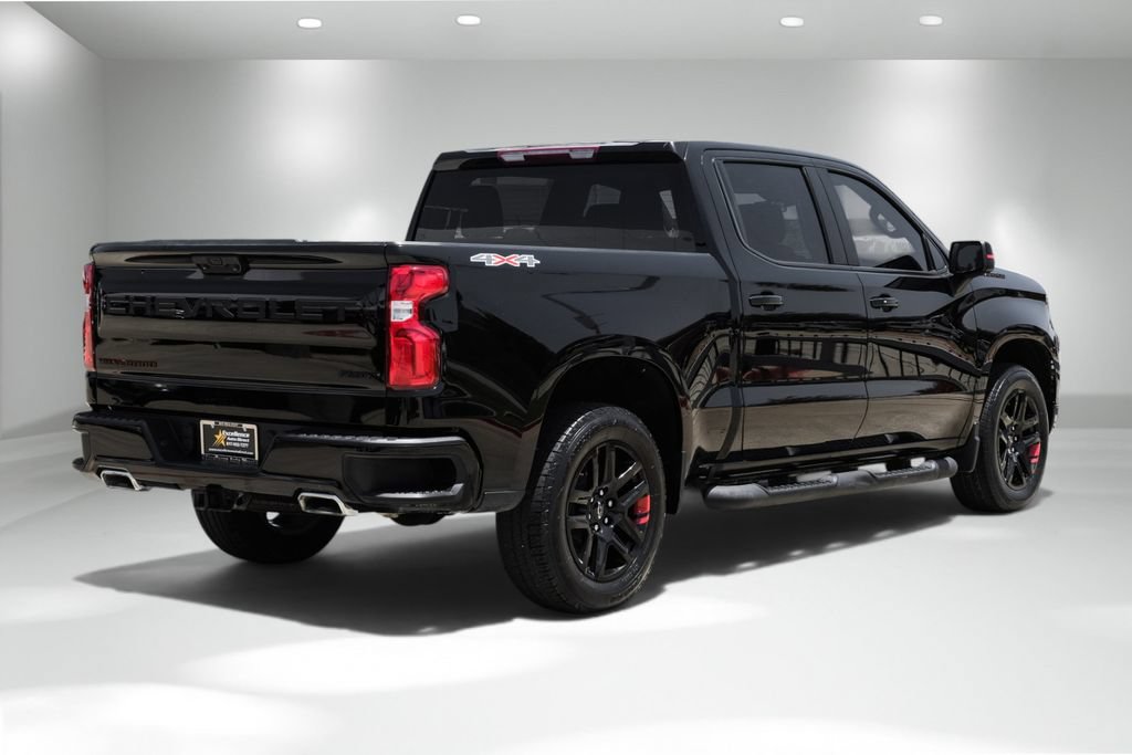 Used 2023 Chevrolet Silverado 1500 RST w/ Redline Edition AWD/4WD image 6