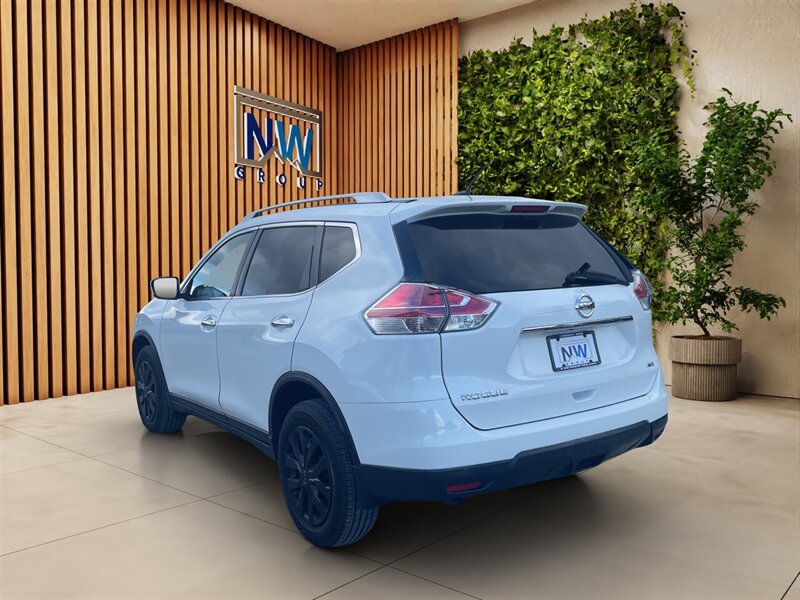 Used 2016 Nissan Rogue S w/ Appearance Package AWD/4WD image 25