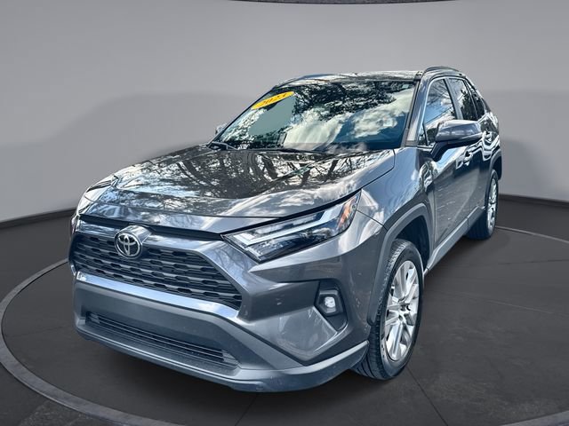 Used 2023 Toyota RAV4 XLE Premium image 1