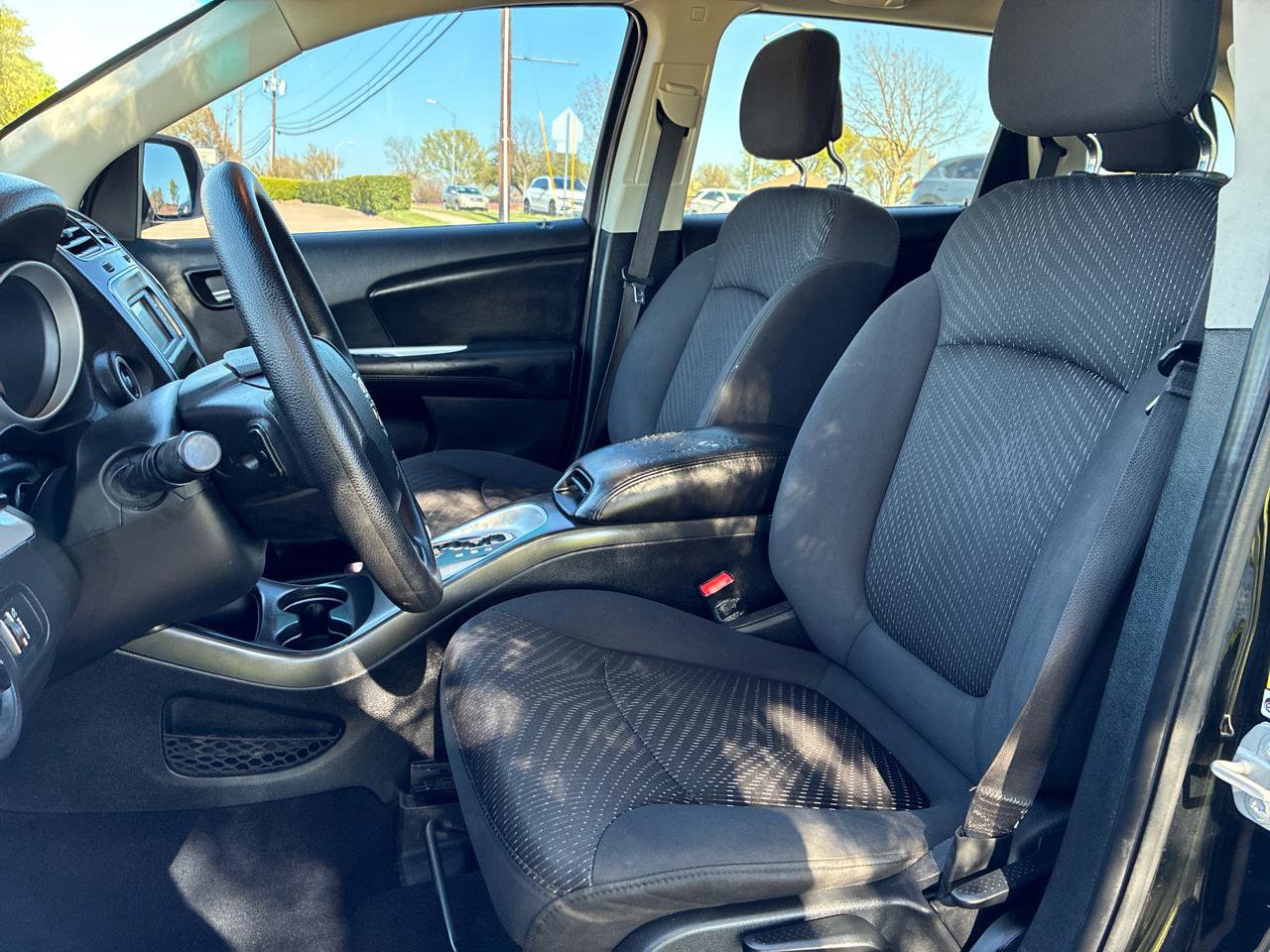 Used 2018 Dodge Journey SE w/ Blacktop Package image 17