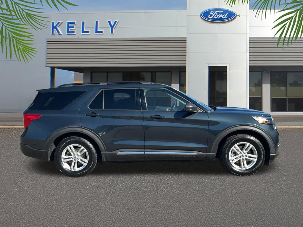 Certified 2023 Ford Explorer XLT RWD image 6