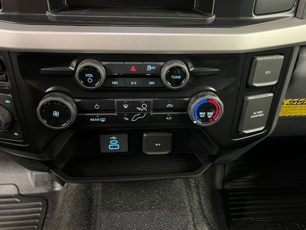 New 2025 Ford F550 4x4 Supercab Super Duty image 13