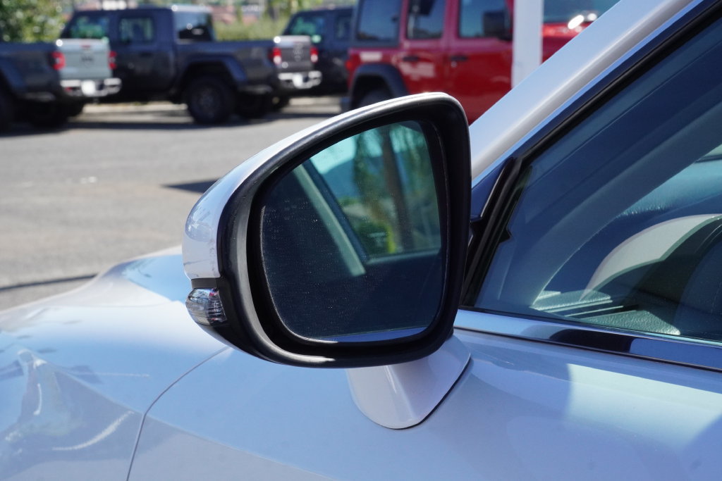 Used 2015 Lexus IS 250 RWD image 16
