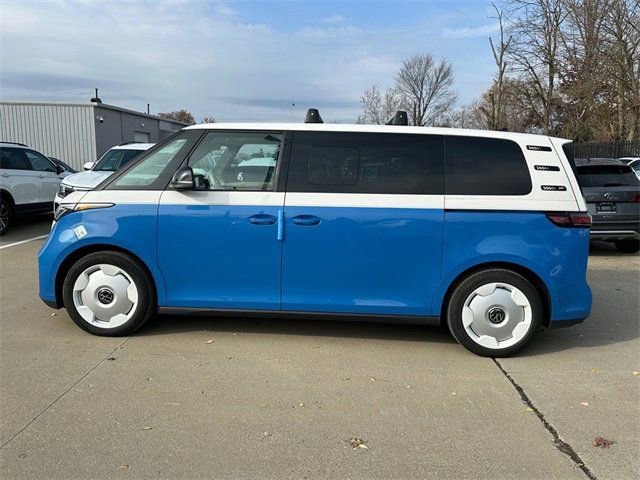 New 2025 Volkswagen ID. Buzz 1st Edition image 3