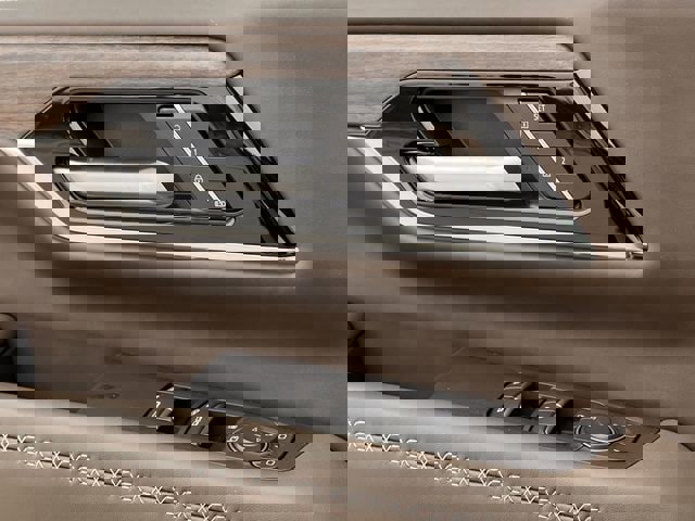 Used 2025 GMC Yukon Denali Ultimate image 20