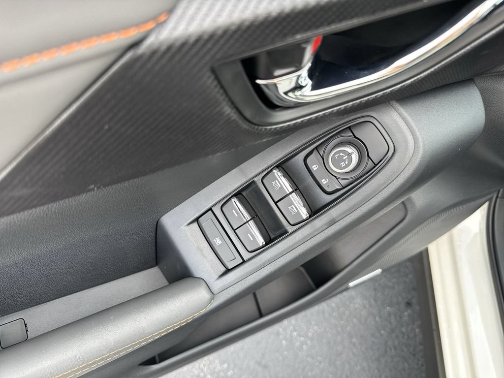 New 2026 Subaru Crosstrek 2.5i Limited w/ Crosstrek Mirror Package AWD/4WD image 15