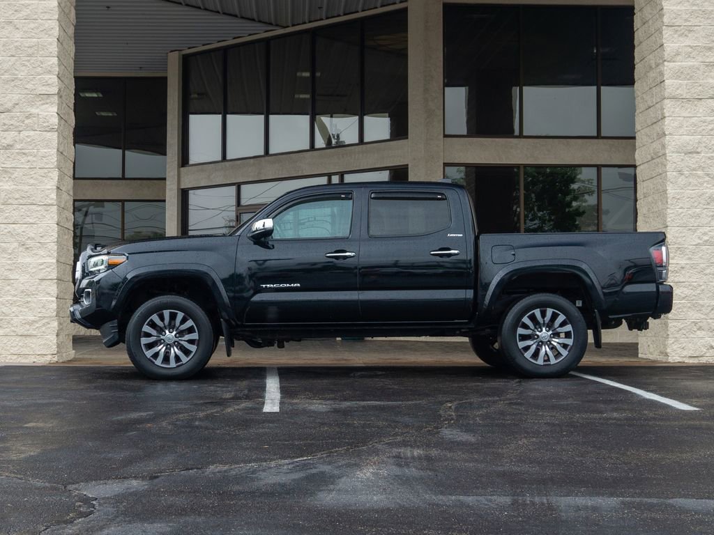 Used 2020 Toyota Tacoma Limited image 9