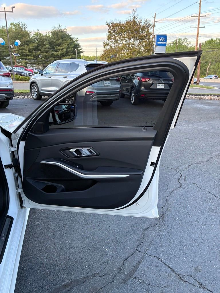 Used 2020 BMW 330i xDrive Sedan w/ Convenience Package AWD/4WD image 48