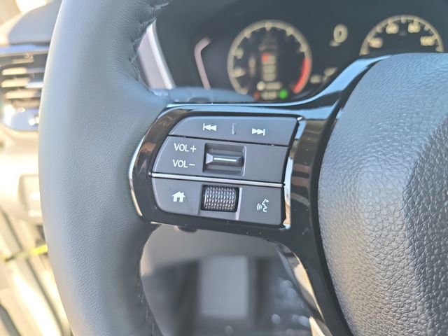 New 2025 Honda Pilot Touring image 17