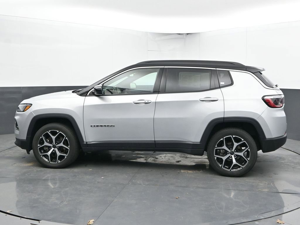 Used 2025 Jeep Compass Limited AWD/4WD image 8