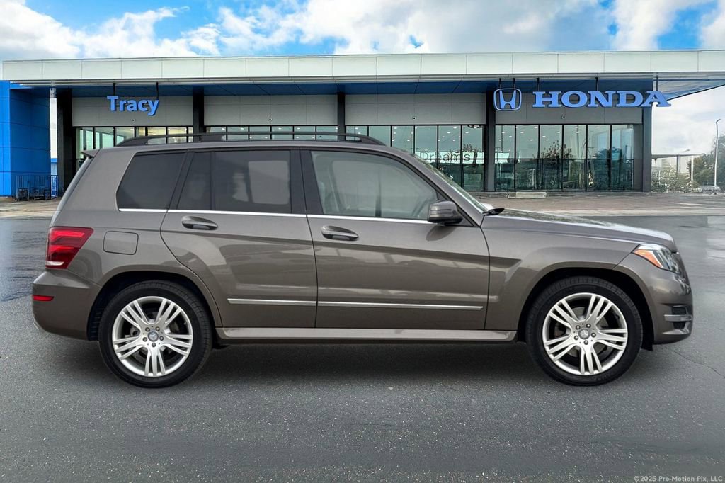 Used 2014 Mercedes-Benz GLK 350 4MATIC image 4