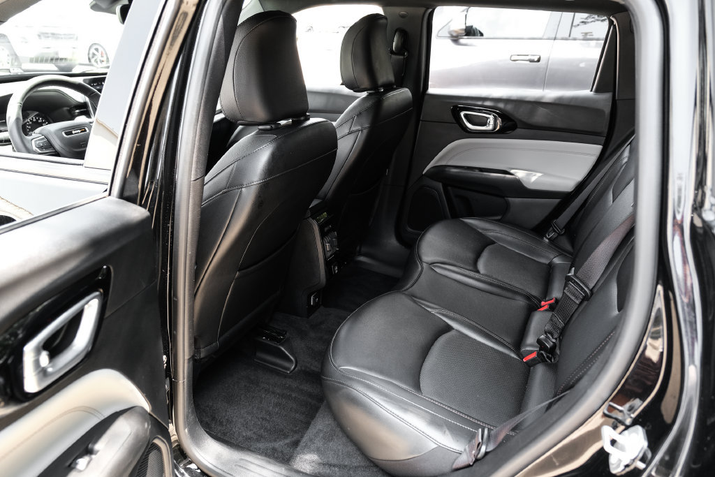 Used 2023 Jeep Compass Limited AWD/4WD image 55