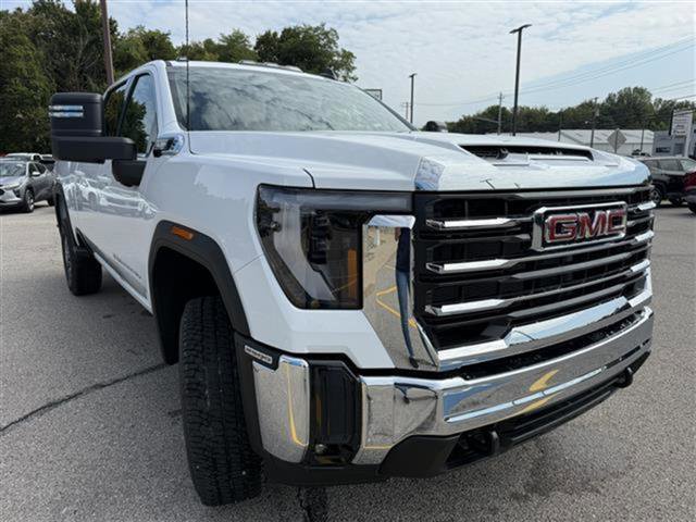 New 2026 GMC Sierra 2500 SLE w/ SLE Value Package; image 9