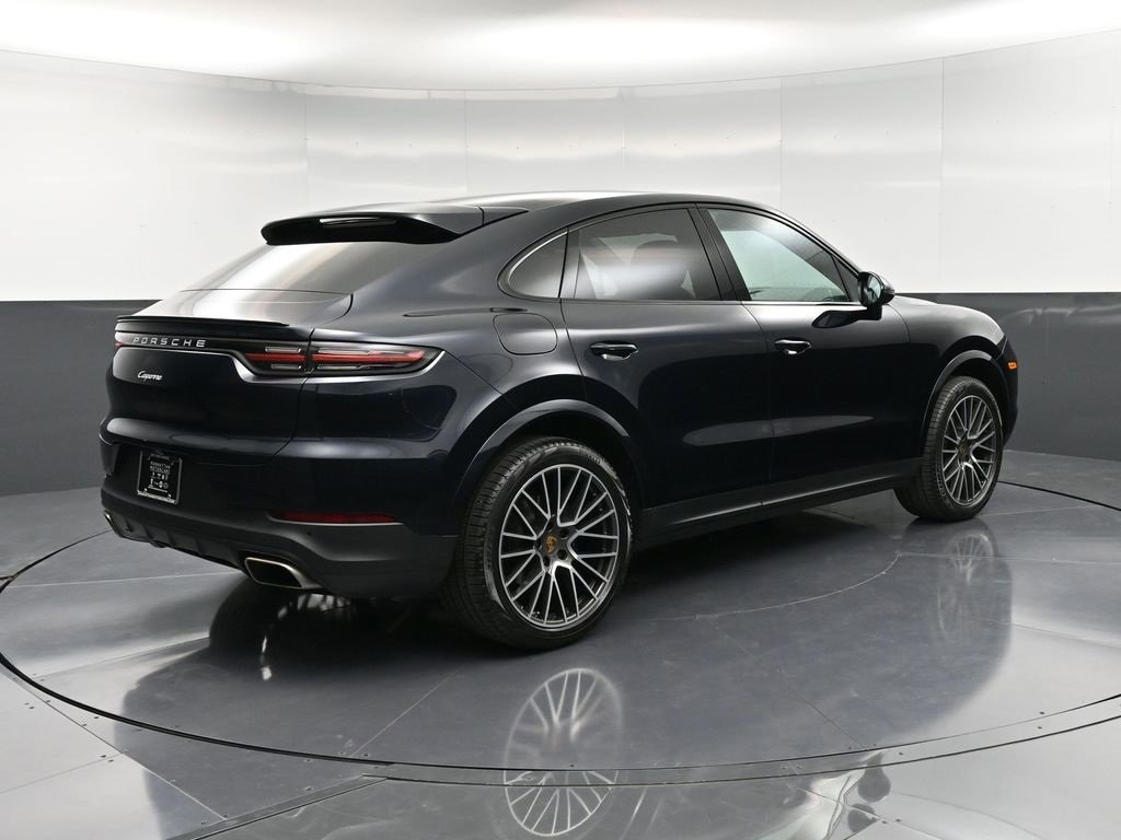 Certified 2021 Porsche Cayenne Coupe image 8