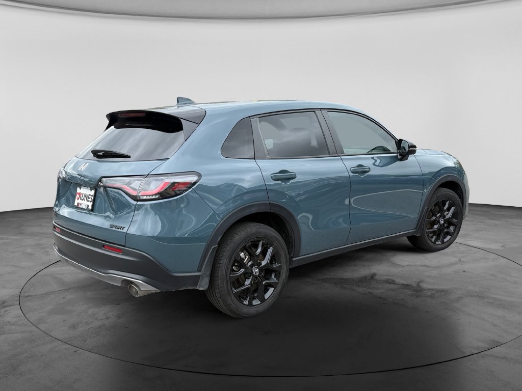 Used 2025 Honda HR-V Sport image 9