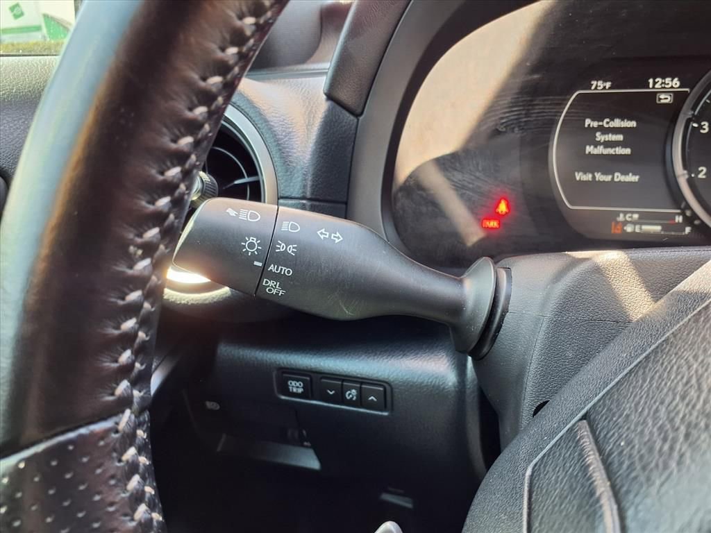 Used 2022 Lexus IS 350 F Sport w/ Accessory Package RWD image 18