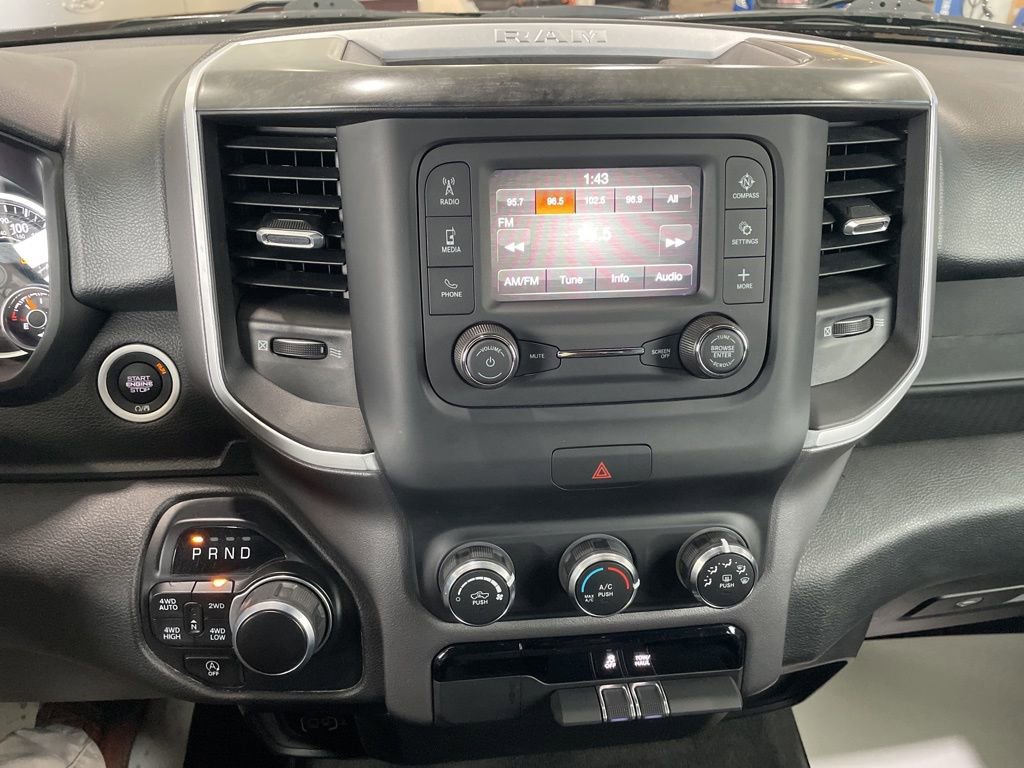 Used 2021 RAM 1500 Big Horn AWD/4WD image 16
