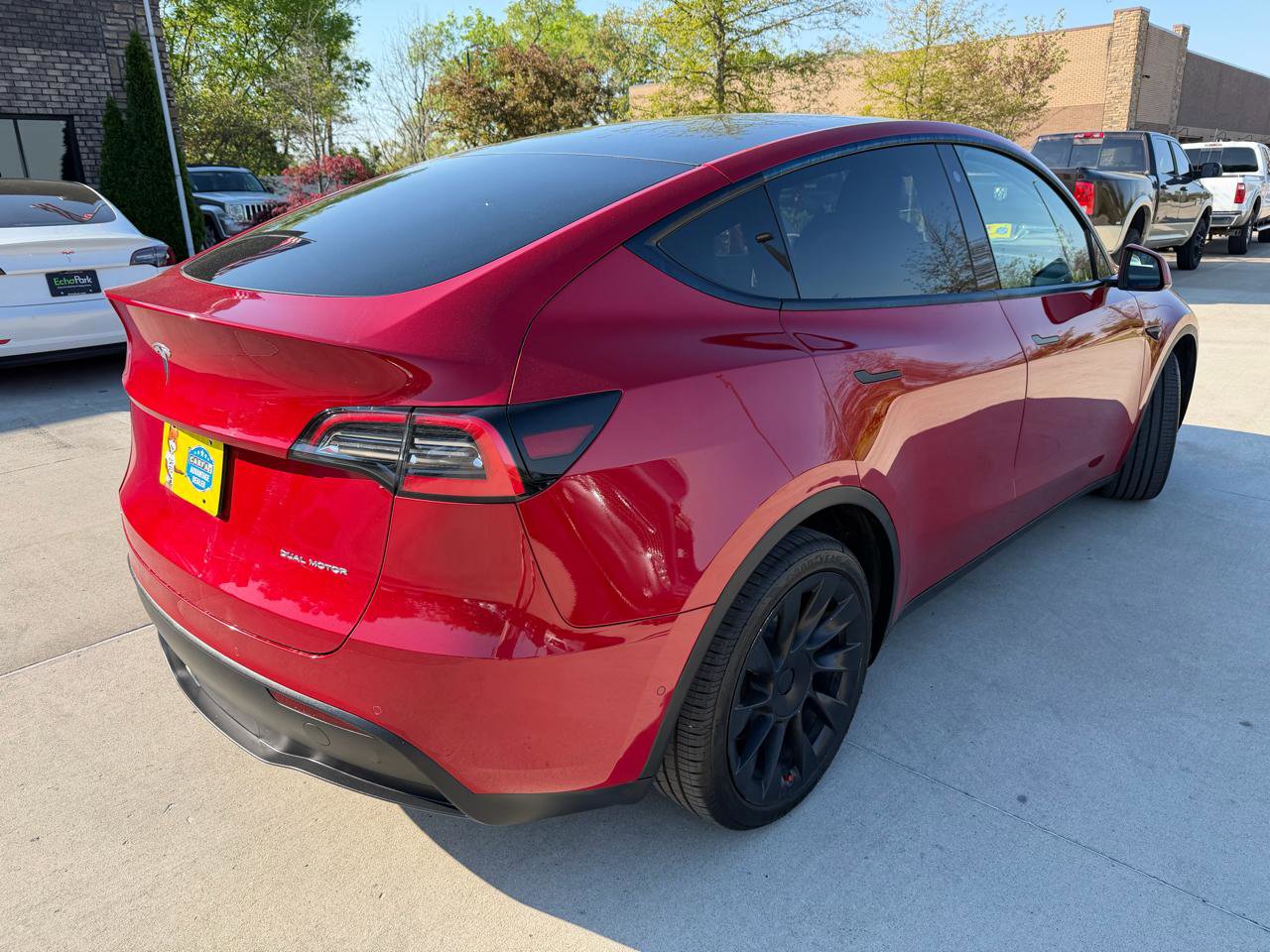 Used 2021 Tesla Model Y Long Range AWD/4WD image 3
