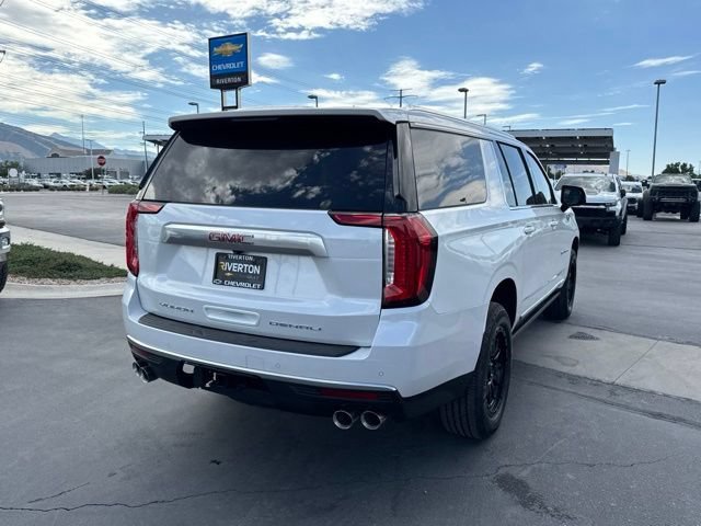 Used 2023 GMC Yukon XL Denali AWD/4WD image 8