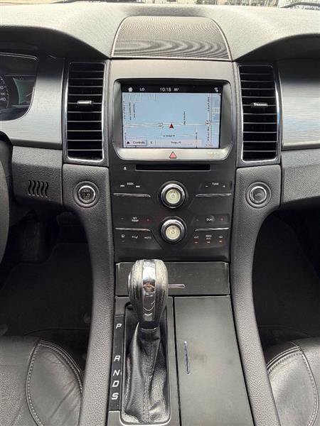 Used 2016 Ford Taurus SEL w/ Equipment Group 201A FWD image 12