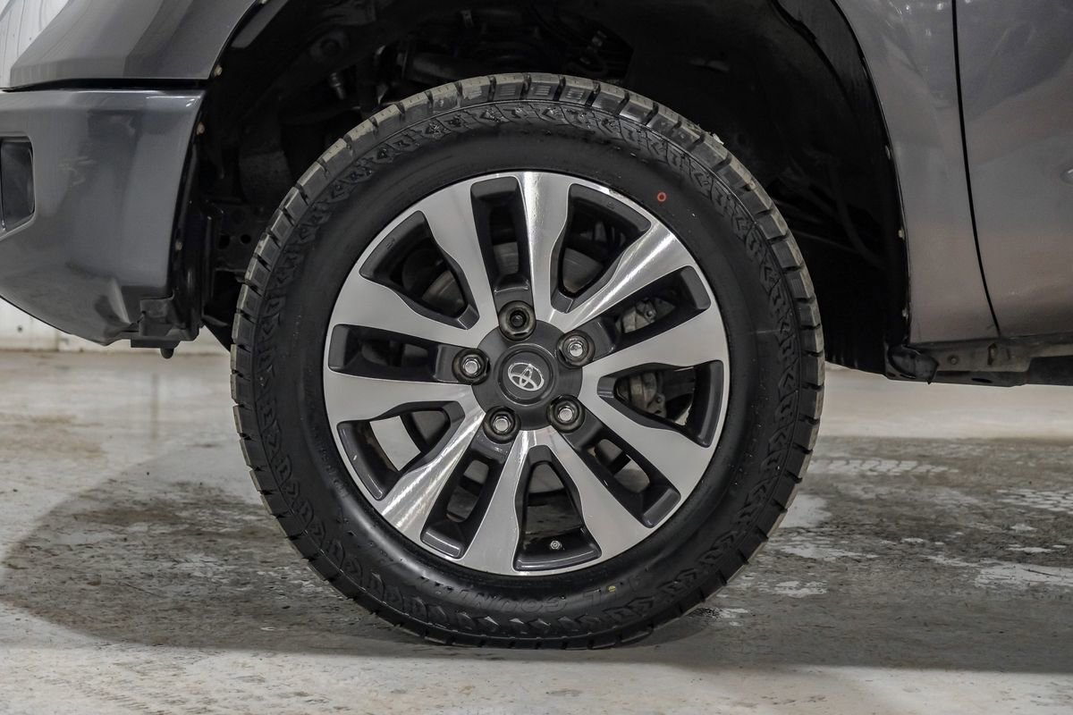 Used 2018 Toyota Tundra Limited AWD/4WD image 59