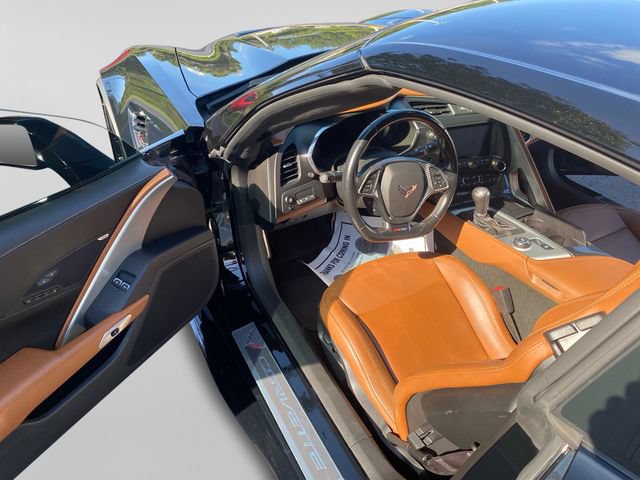 Used 2016 Chevrolet Corvette Z06 w/ 3LZ Preferred Equipment Group RWD image 9