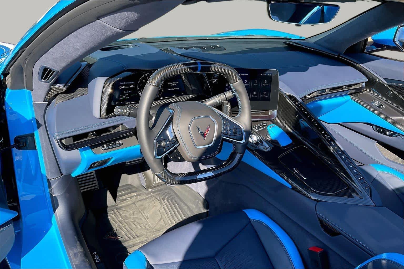 Used 2024 Chevrolet Corvette Z06 w/ Z07 Performance Package RWD image 17
