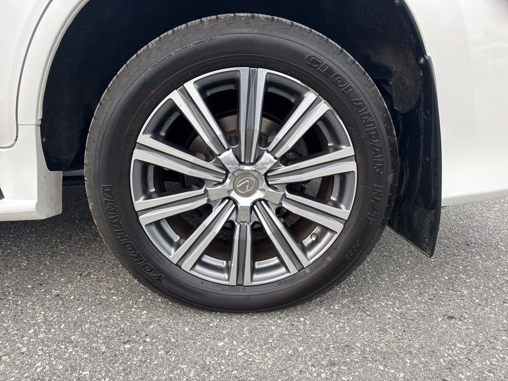 Used 2016 Lexus LX 570 4WD image 31